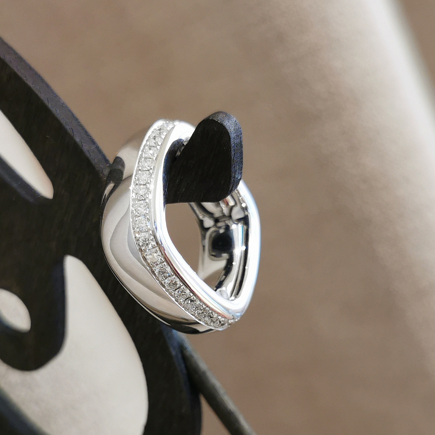 La bague cube Silhouette