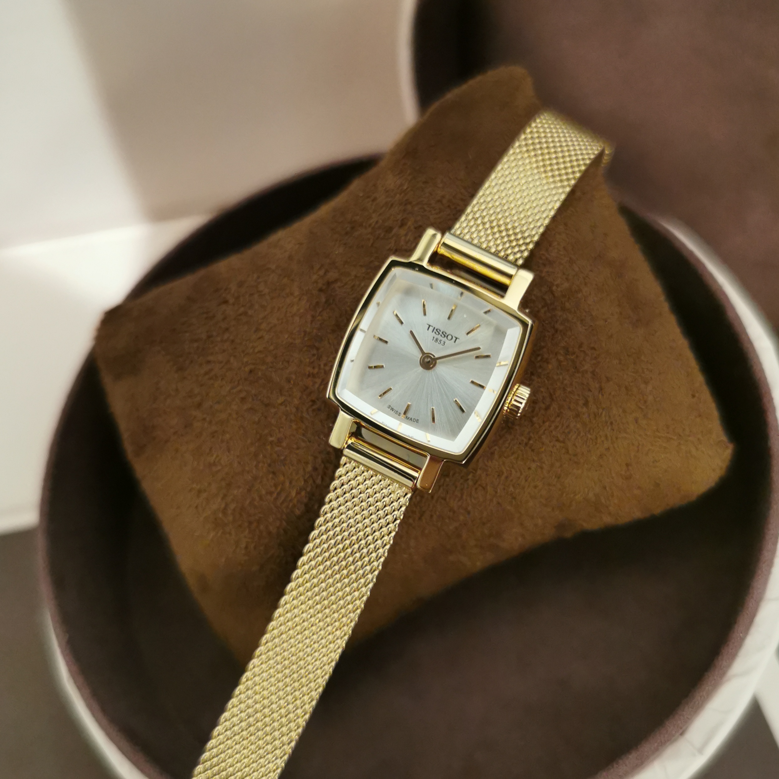 Tissot Lovely square