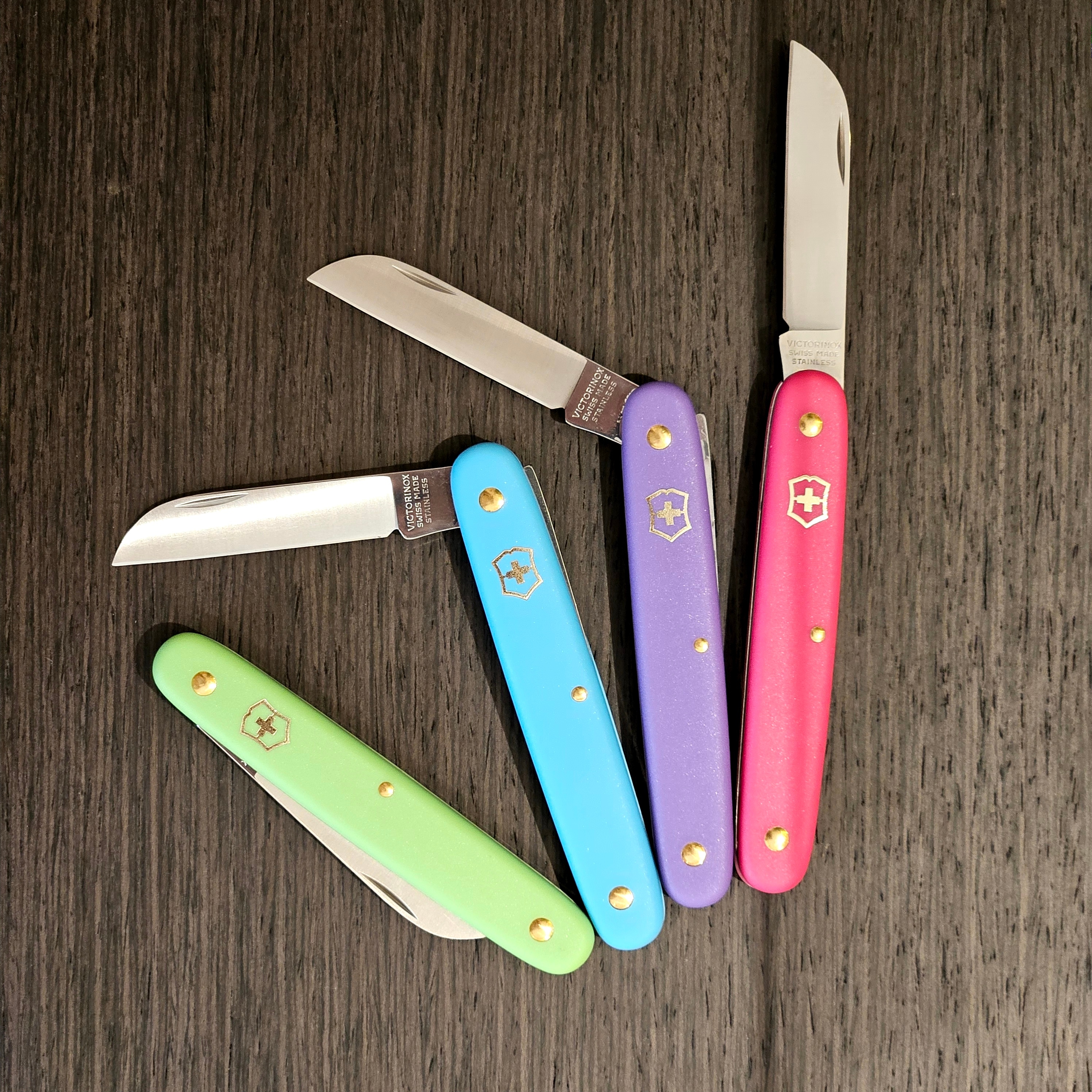 Victorinox set of flowers knives